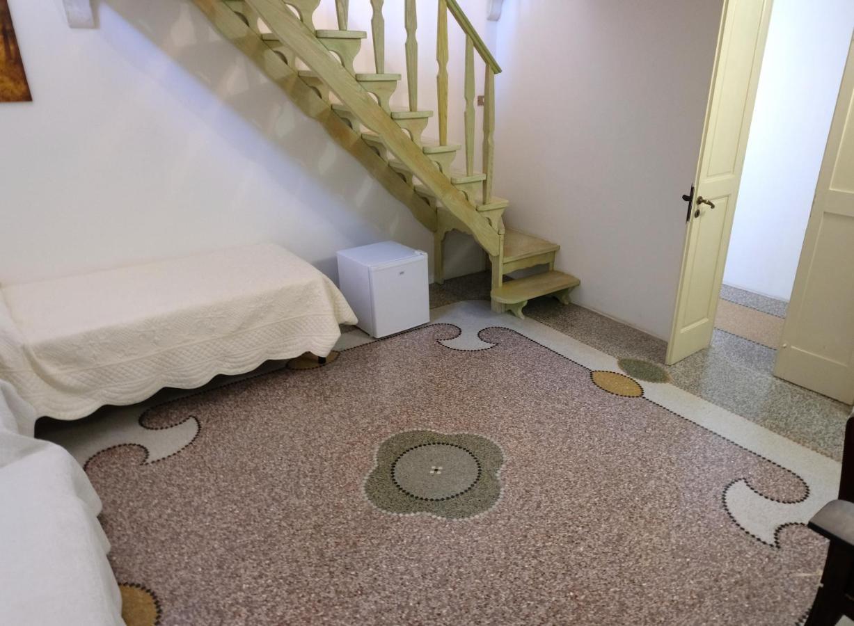 Ugento Dimora Bed & Breakfast Bagian luar foto